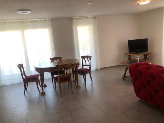 Hotel Hippel Krone Kerzers Εξωτερικό φωτογραφία