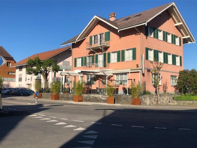 Hotel Hippel Krone Kerzers Εξωτερικό φωτογραφία