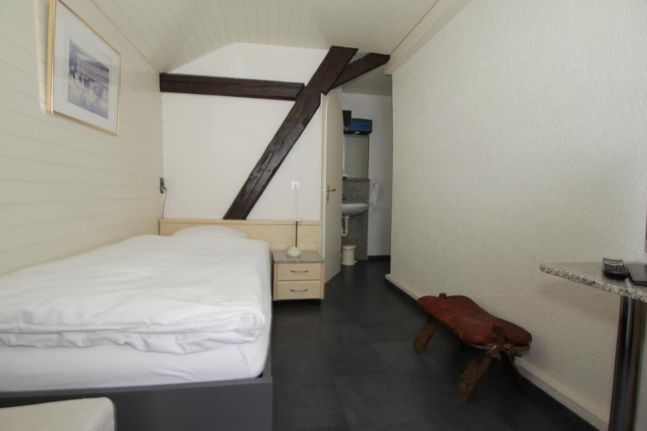 Hotel Hippel Krone Kerzers Εξωτερικό φωτογραφία
